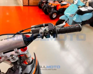 Regulmoto SPITFIRE PRO 19/16